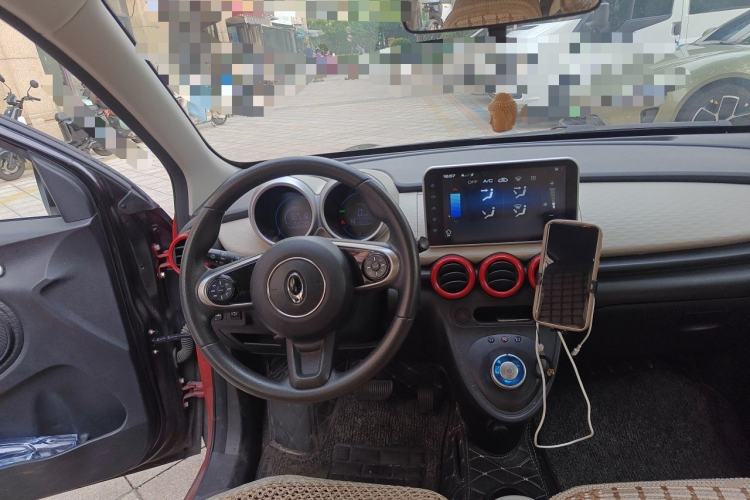 Used ORA Black Cat 2021 301 km Basic Version Steering Wheel