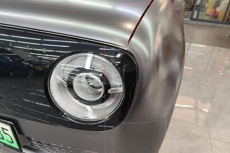 Used ORA Black Cat 2021 351 km Luxury Version Left Front Headlight