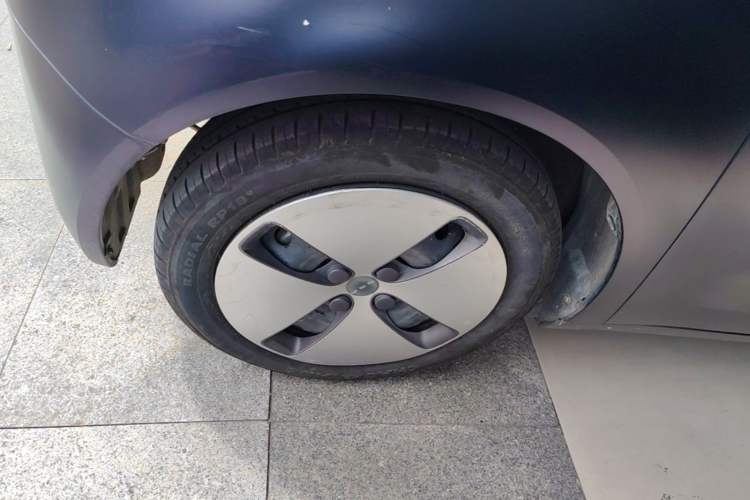 Used ORA Black Cat 2021 301km Cute Pet Edition Left Front Wheel Hub