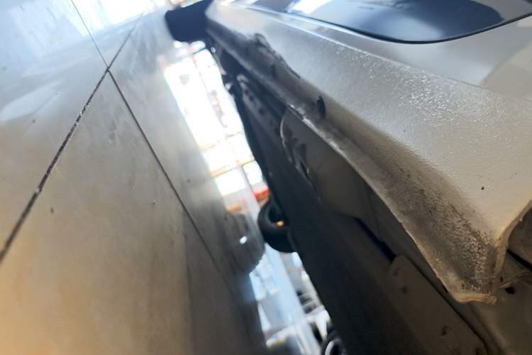 Used ORA Black Cat 2021 405 km Long-Range Version Left Side Sill