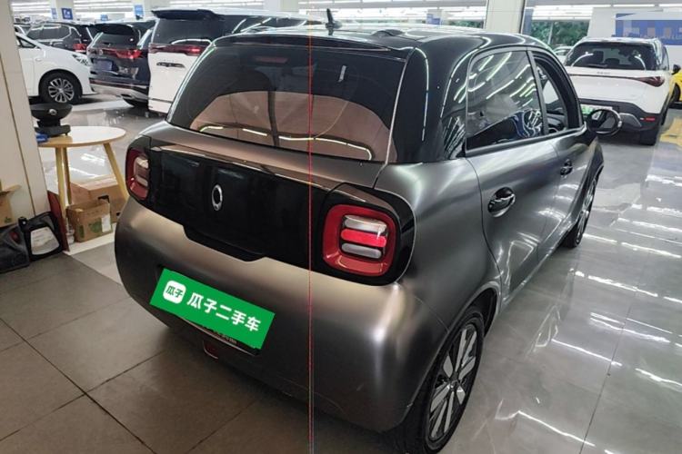 Used ORA Black Cat 2021 351 km Luxury Version Rear Right 45 Deg