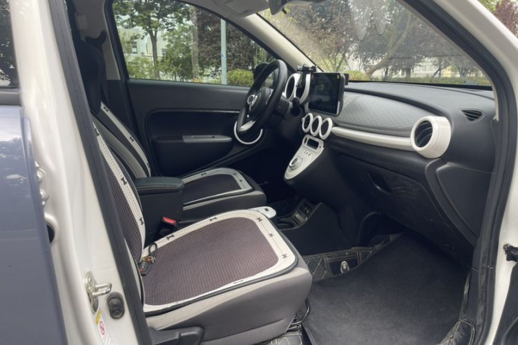 Used ORA Black Cat 2021 405 km Long-Range Version Right Front Seat