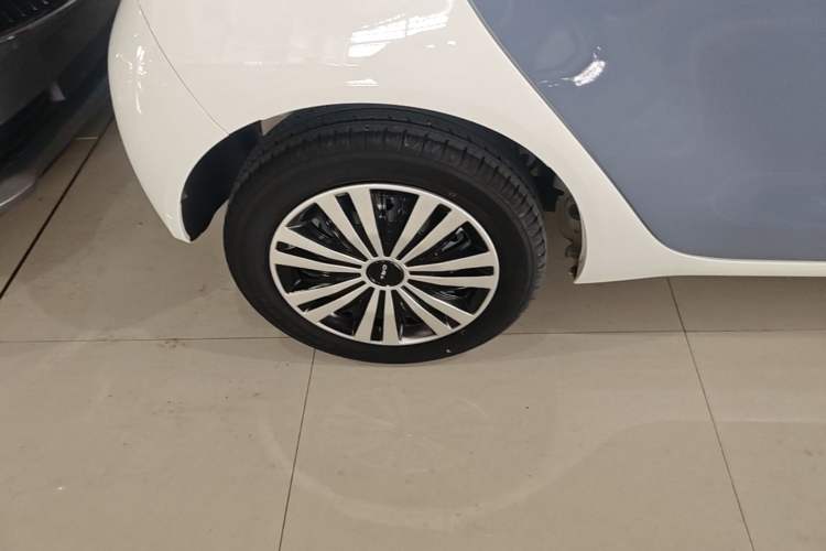 Used ORA Black Cat 2021 301km Cute Pet Edition Right Rear Wheel Hub