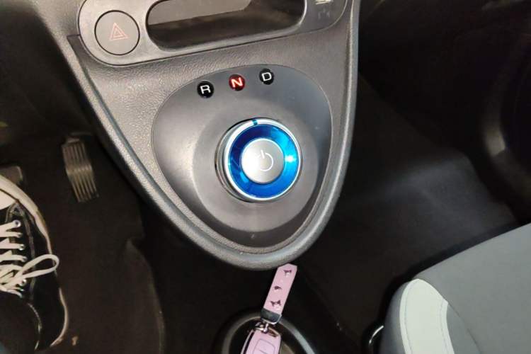 Used ORA Black Cat 2021 301km Cute Pet Edition Gear Lever