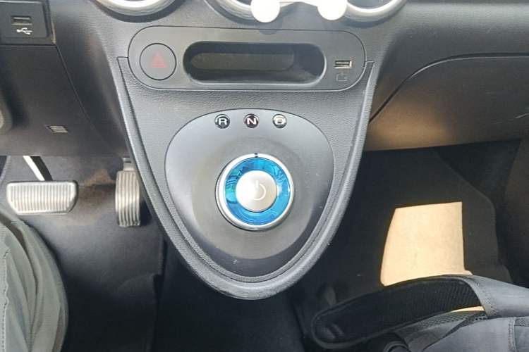 Used ORA Black Cat 2021 301km Cute Pet Edition Gear Lever