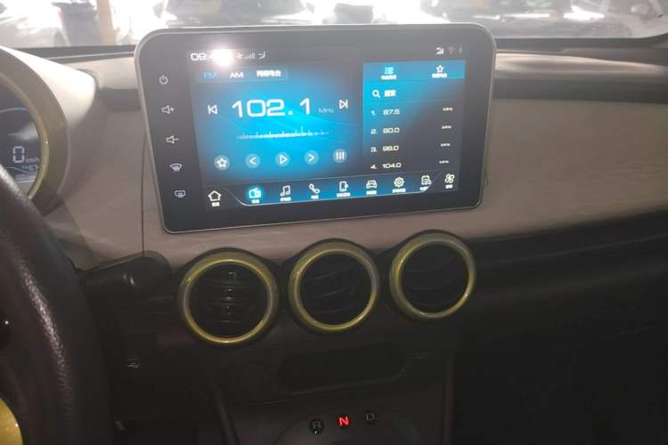 Used ORA Black Cat 2021 301 km Basic Version Audio And AC Panel