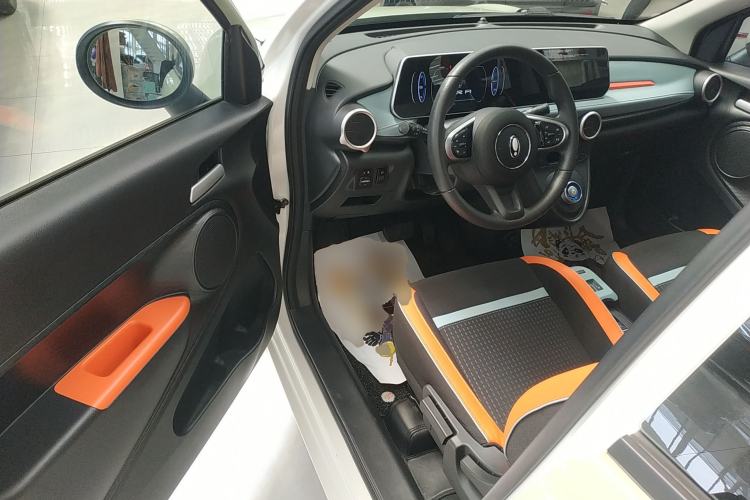 Used ORA Black Cat 2021 351 km Business Edition Driver Seat