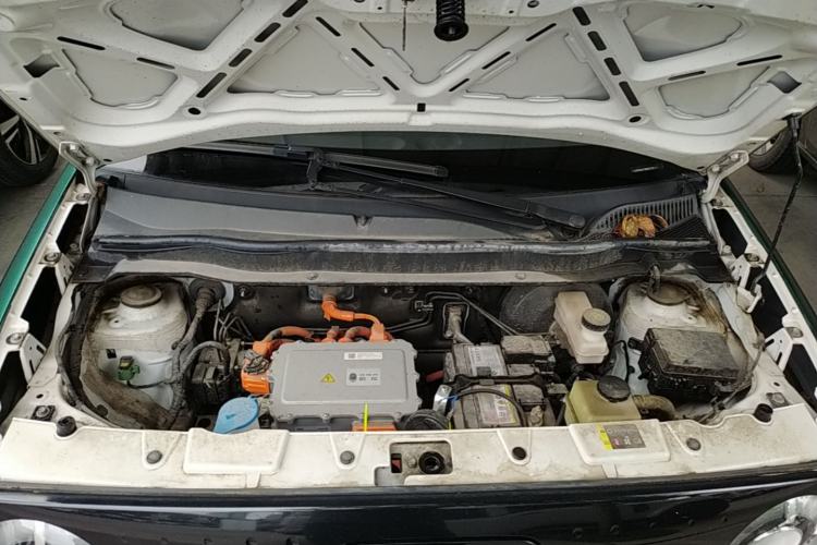 Used ORA Black Cat 2021 301 km Basic Version Engine Bay
