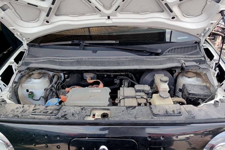 Used ORA Black Cat 2021 301 km Basic Version Engine Bay