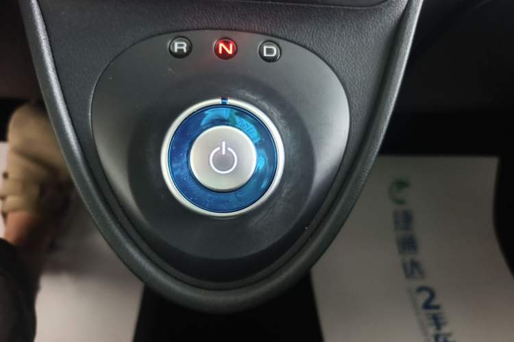 Used ORA Black Cat 2021 351 km Standard Version Gear Lever