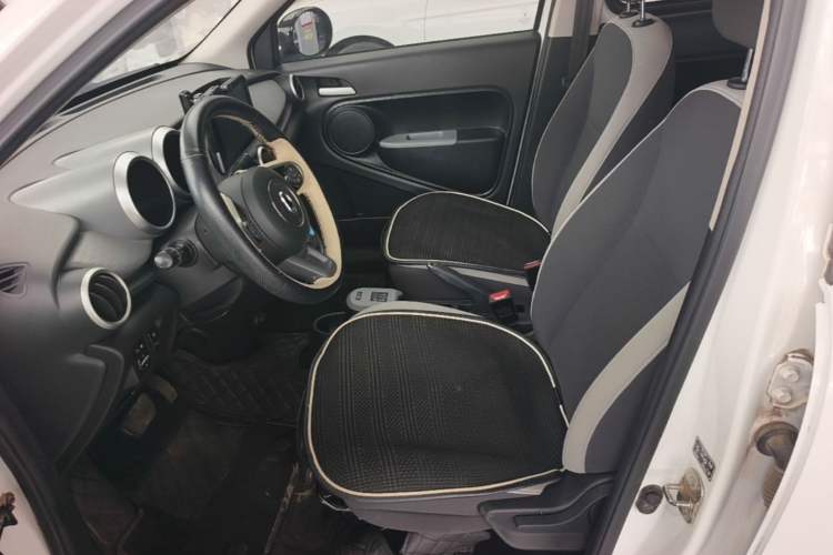 Used ORA Black Cat 2021 351 km Standard Version Left Front Seat