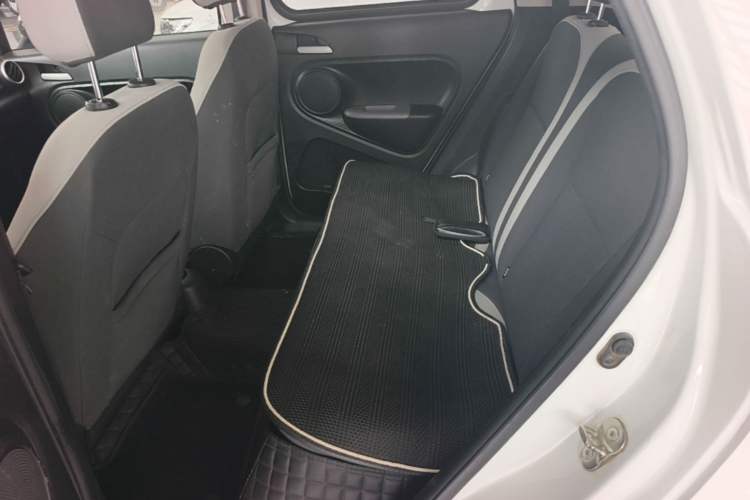 Used ORA Black Cat 2021 351 km Standard Version Left Rear Seat