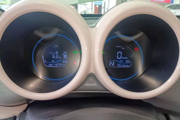 Used ORA Black Cat 2021 301km Cute Pet Edition Odometer Close Up