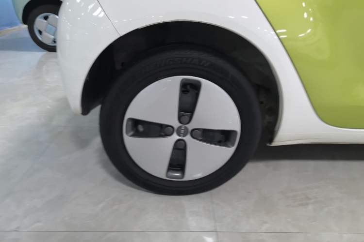 Used ORA Black Cat 2021 301 km Basic Version Right Rear Wheel Hub