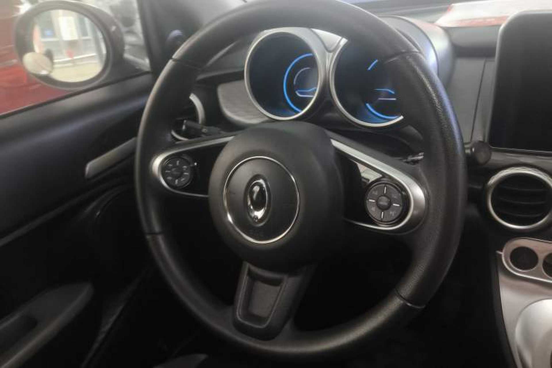 Used ORA Black Cat 2021 301km Cute Pet Edition Interior 2