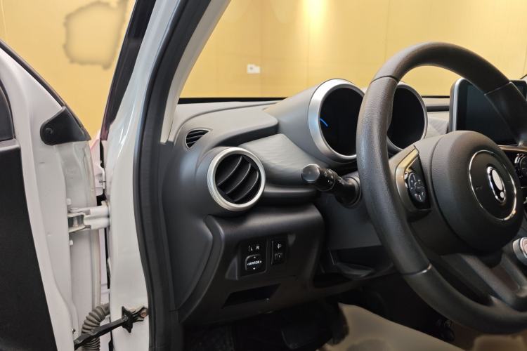 Used ORA Black Cat 2021 301km Cute Pet Edition Interior 7