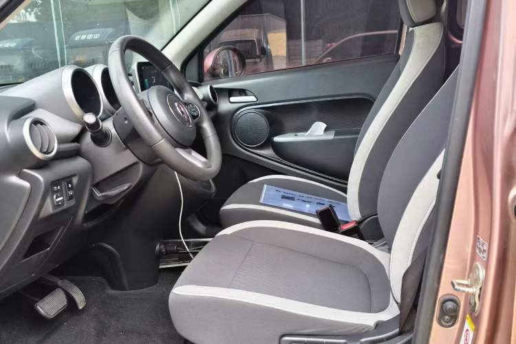 Used ORA Black Cat 2021 351 km Luxury Version Left Front Seat
