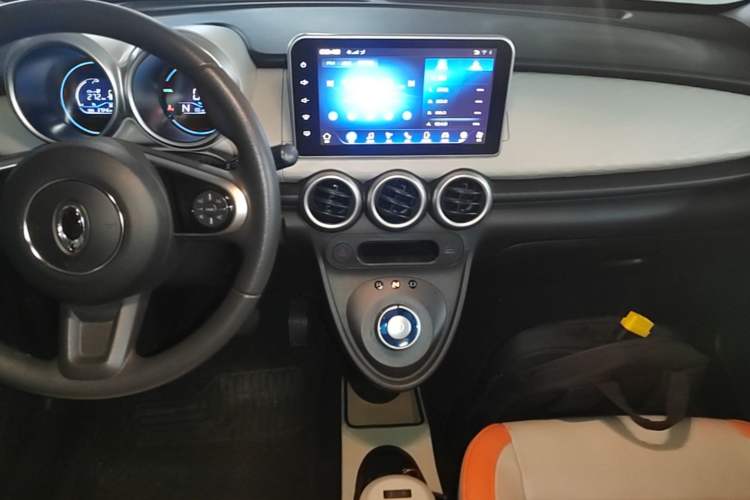 Used ORA Black Cat 2021 351 km Luxury Version Audio And AC Panel