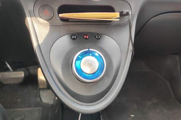 Used ORA Black Cat 2021 351 km Luxury Version Gear Lever