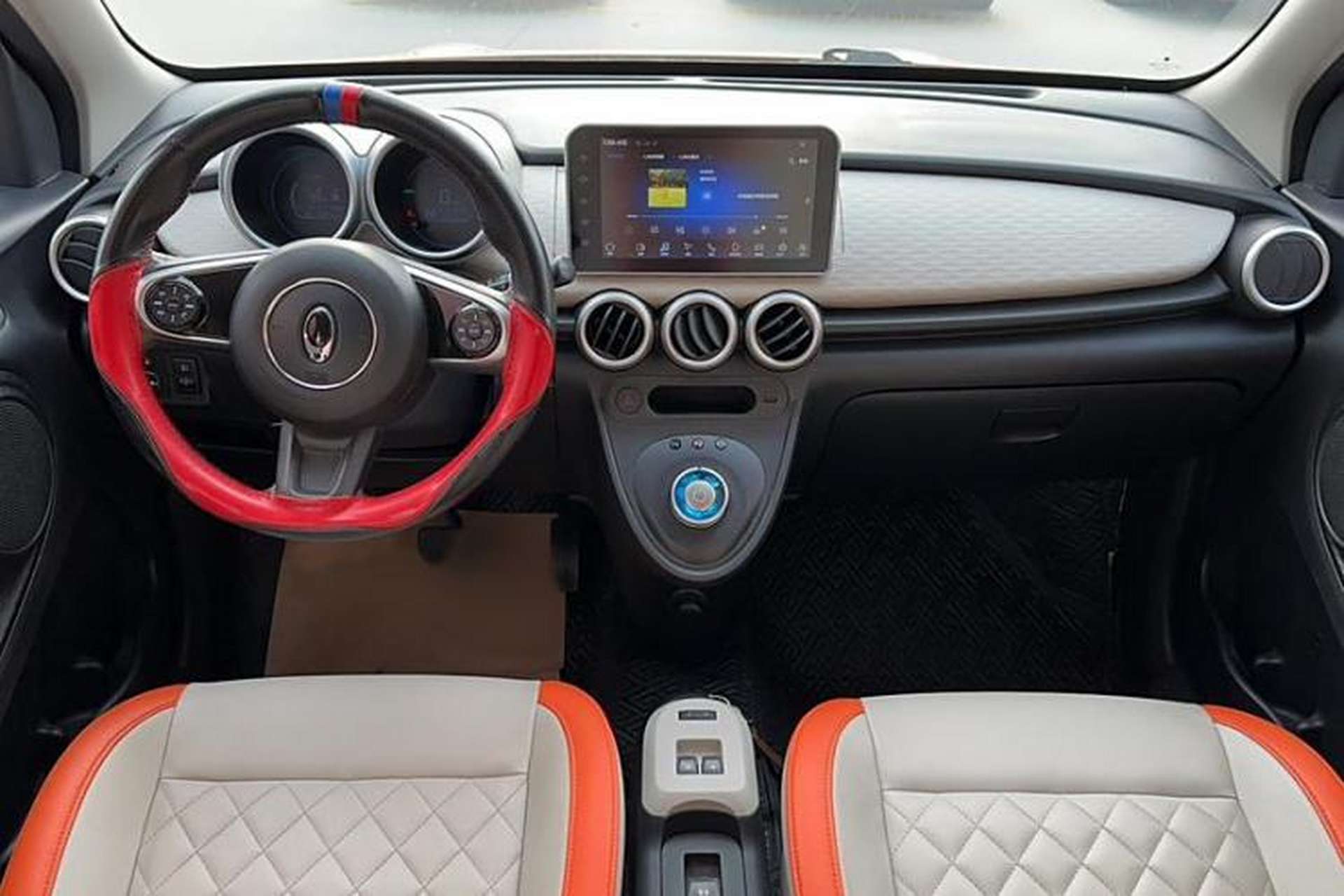 Used ORA Black Cat 2021 351 km Luxury Version Interior 2