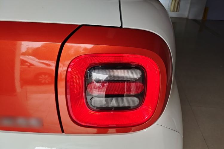 Used ORA Black Cat 2021 351 km Luxury Version Right Rear Taillight