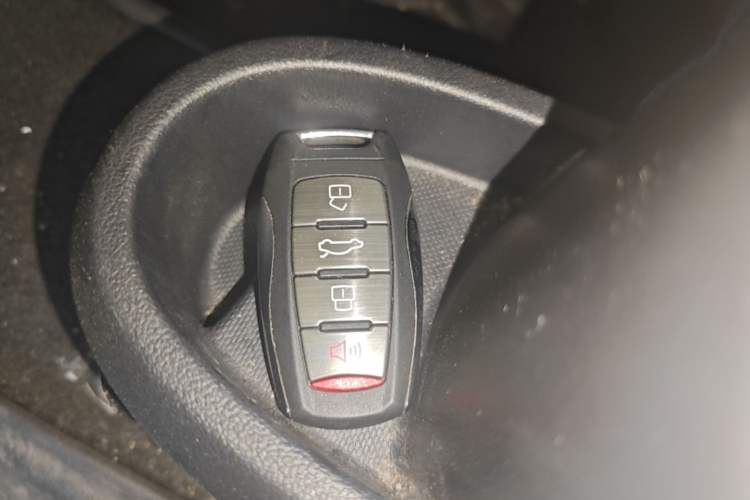 Used ORA Black Cat 2021 351 km Luxury Version Vehicle Key