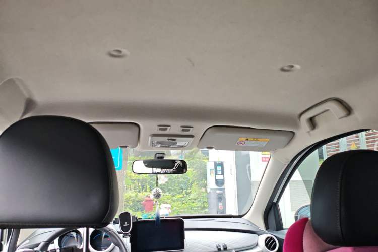 Used ORA Black Cat 2021 351 km Standard Version Headliner
