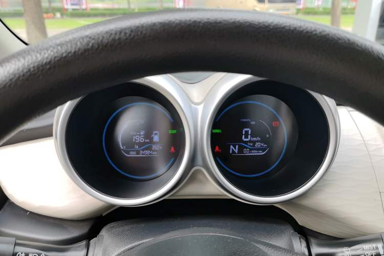 Used ORA Black Cat 2021 351 km Luxury Version Instrument Cluster