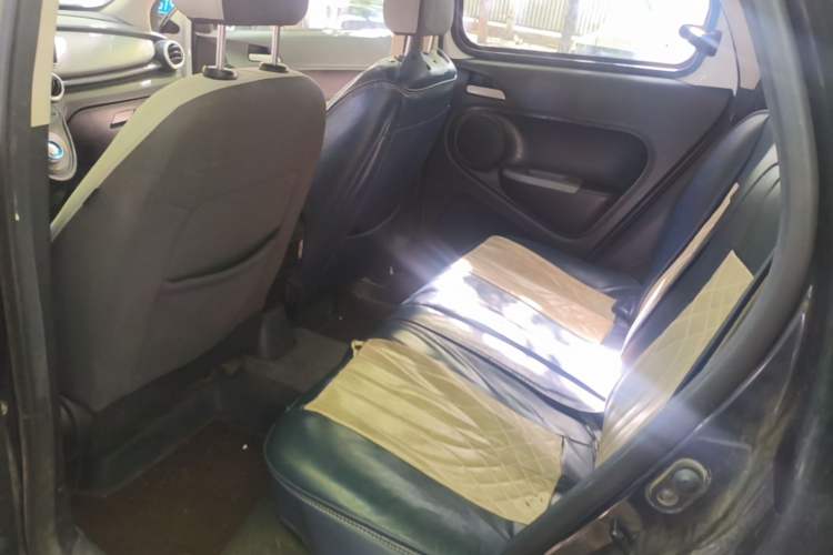 Used ORA Black Cat 2021 351 km Luxury Version Left Rear Seat