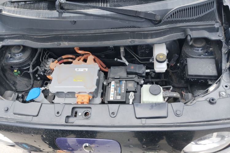 Used ORA Black Cat 2021 301 km Basic Version Engine Bay