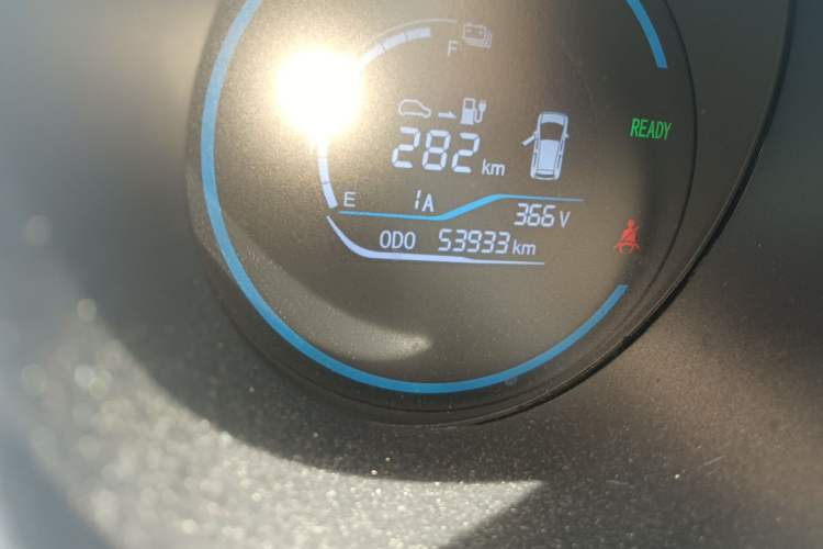 Used ORA Black Cat 2021 351 km Standard Version Odometer Close Up