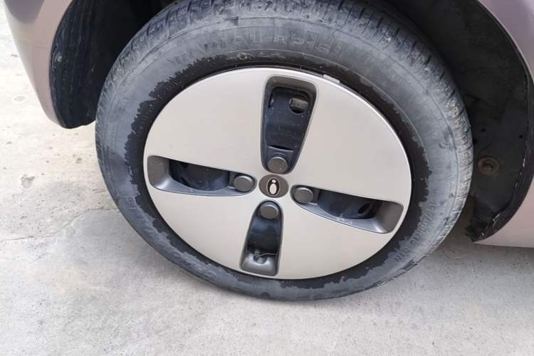 Used ORA Black Cat 2021 301km Cute Pet Edition Right Rear Wheel Hub