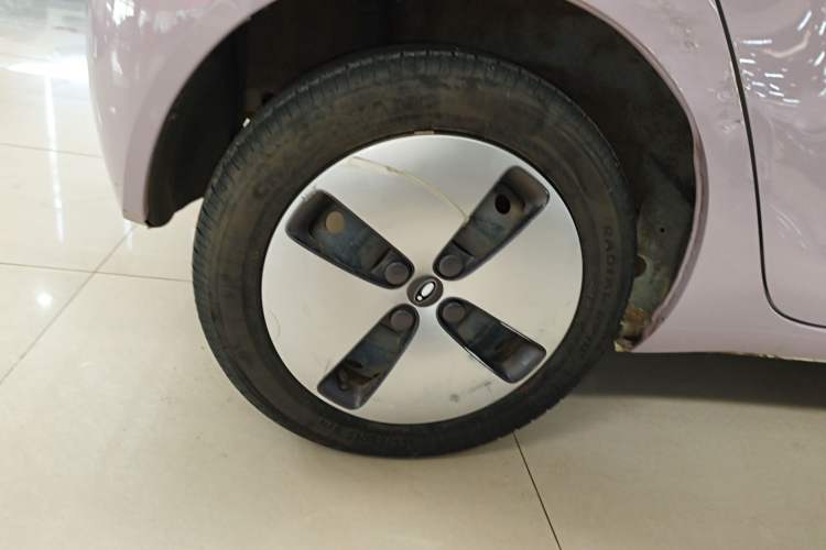 Used ORA Black Cat 2021 301 km Basic Version Right Rear Wheel Hub
