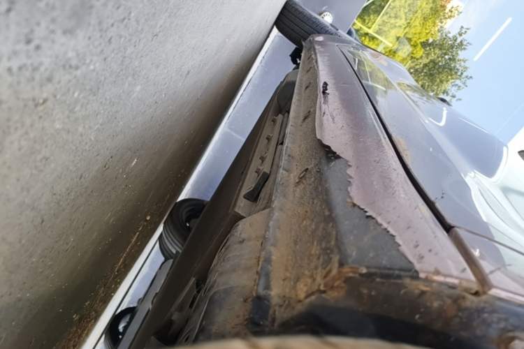 Used ORA Black Cat 2021 301km Cute Pet Edition Right Side Sill