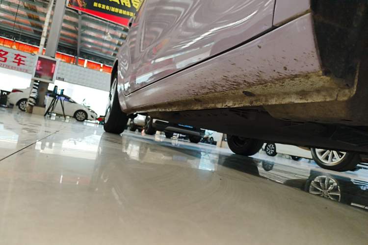 Used ORA Black Cat 2021 301 km Basic Version Right Side Sill