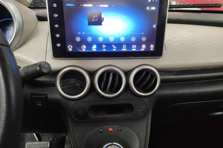 Used ORA Black Cat 2021 351 km Luxury Version Audio And AC Panel