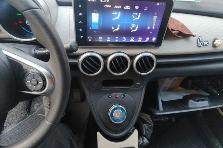 Used ORA Black Cat 2021 351 km Luxury Version Audio And AC Panel