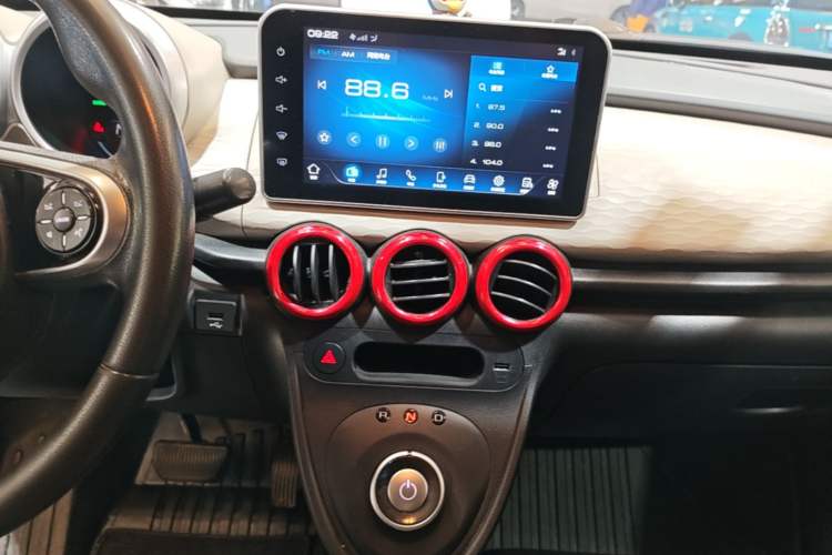 Used ORA Black Cat 2021 301 km Basic Version Audio And AC Panel