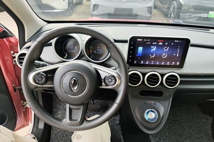 Used ORA Black Cat 2021 351 km Luxury Version Center Console