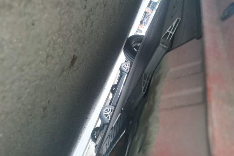 Used ORA Black Cat 2021 351 km Standard Version Chassis Front Right