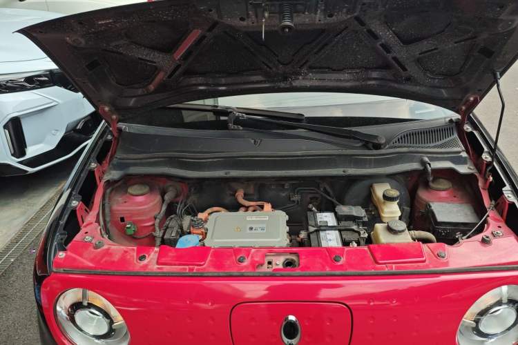 Used ORA Black Cat 2021 351 km Standard Version Engine Bay