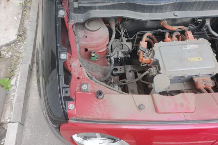 Used ORA Black Cat 2021 351 km Standard Version Engine Bay Right