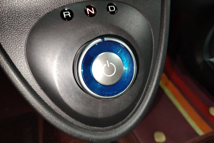 Used ORA Black Cat 2021 351 km Luxury Version Gear Lever
