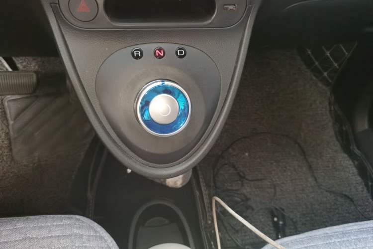 Used ORA Black Cat 2021 351 km Standard Version Gear Lever