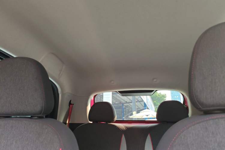 Used ORA Black Cat 2021 351 km Standard Version Headliner
