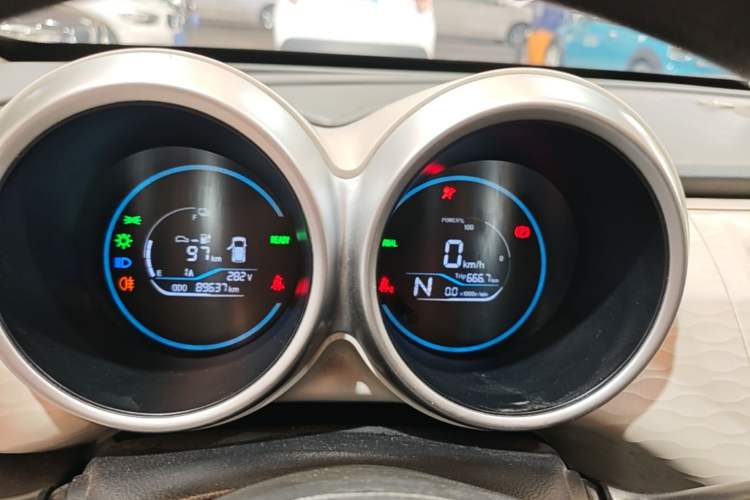 Used ORA Black Cat 2021 301 km Basic Version Instrument Cluster