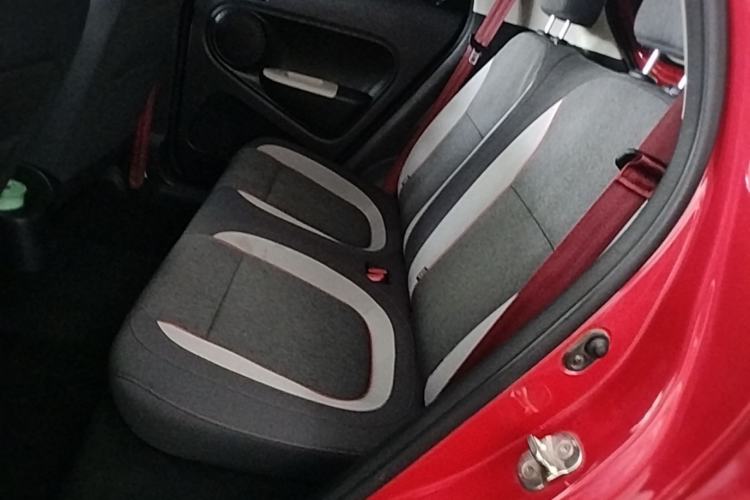 Used ORA Black Cat 2021 301 km Basic Version Left Rear Seat
