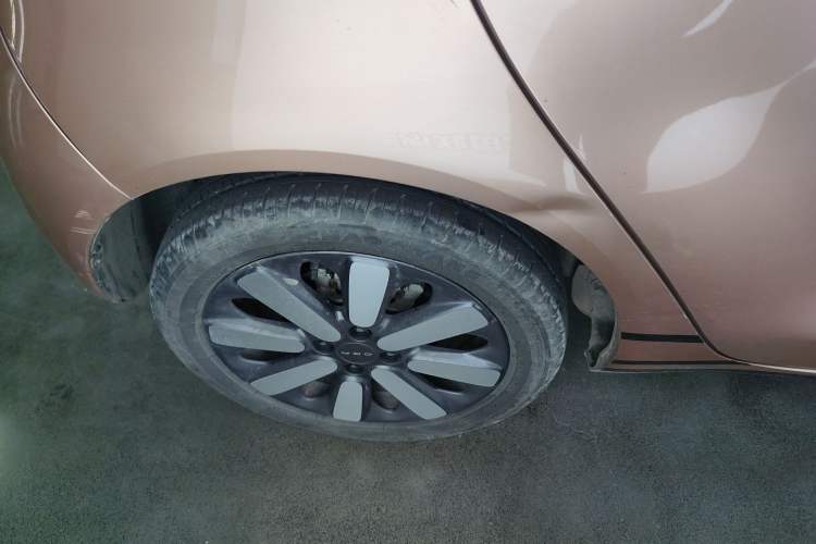Used ORA Black Cat 2021 405 km Long-Range Version Right Rear Wheel Hub
