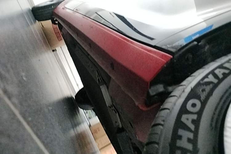 Used ORA Black Cat 2021 301 km Basic Version Right Side Sill