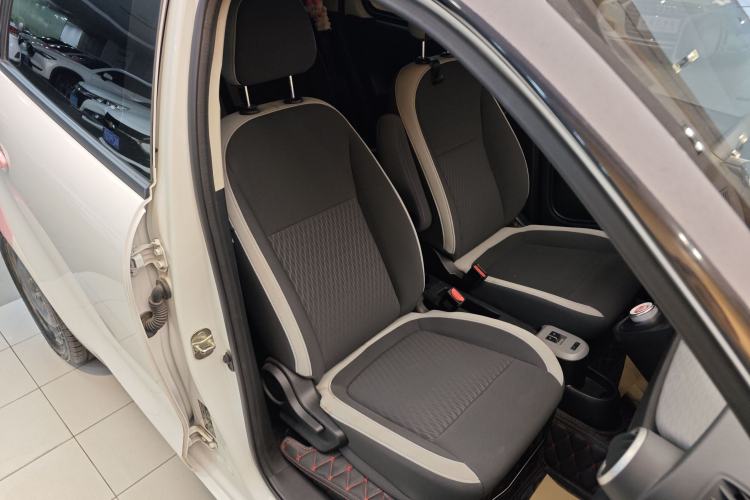 Used ORA Black Cat 2021 301km Cute Pet Edition Right Front Seat